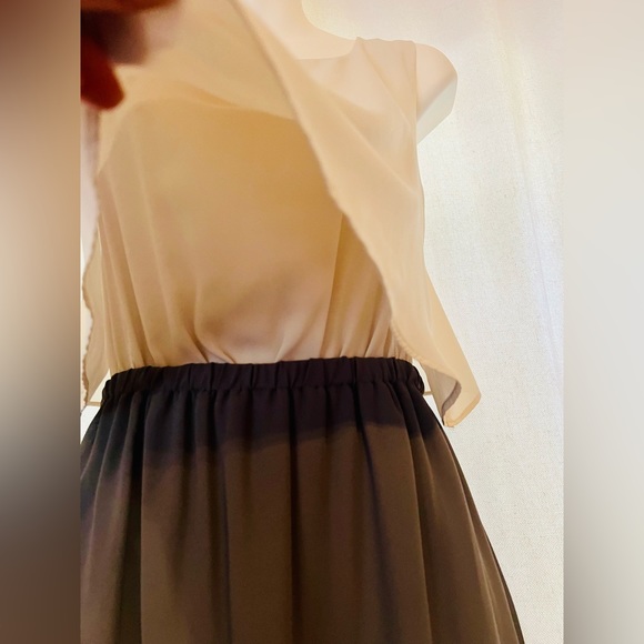 Costa Banka Anthropology, Sleeveless Dress, size medium, cream and gray - Picture 9 of 9